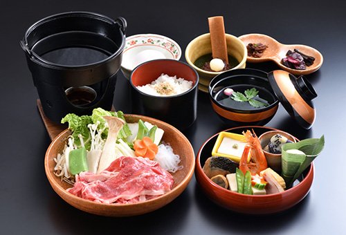 彩華膳　すき焼き　ゆうがお